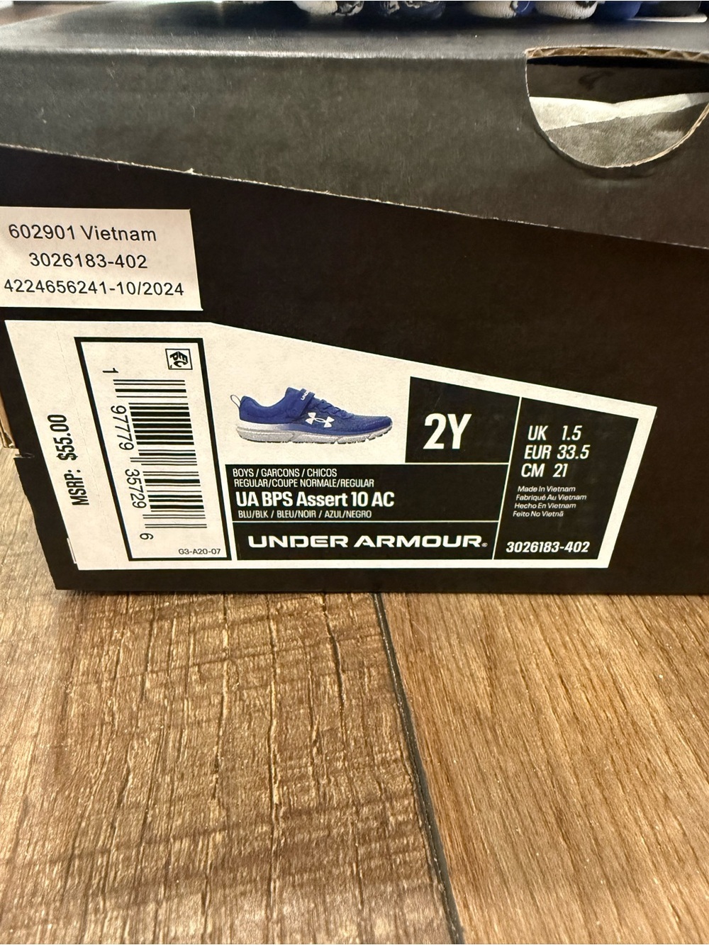 Under Armour Assert 10 Sneakers - Picture 2 of 2